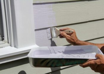 How to Paint Aluminum Siding | Family Handyman