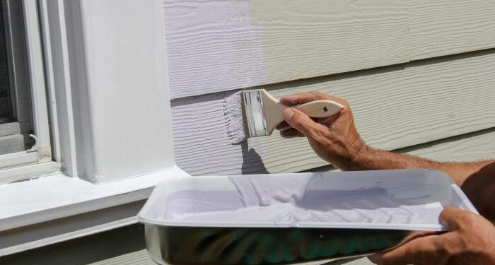 How to Paint Aluminum Siding | Family Handyman